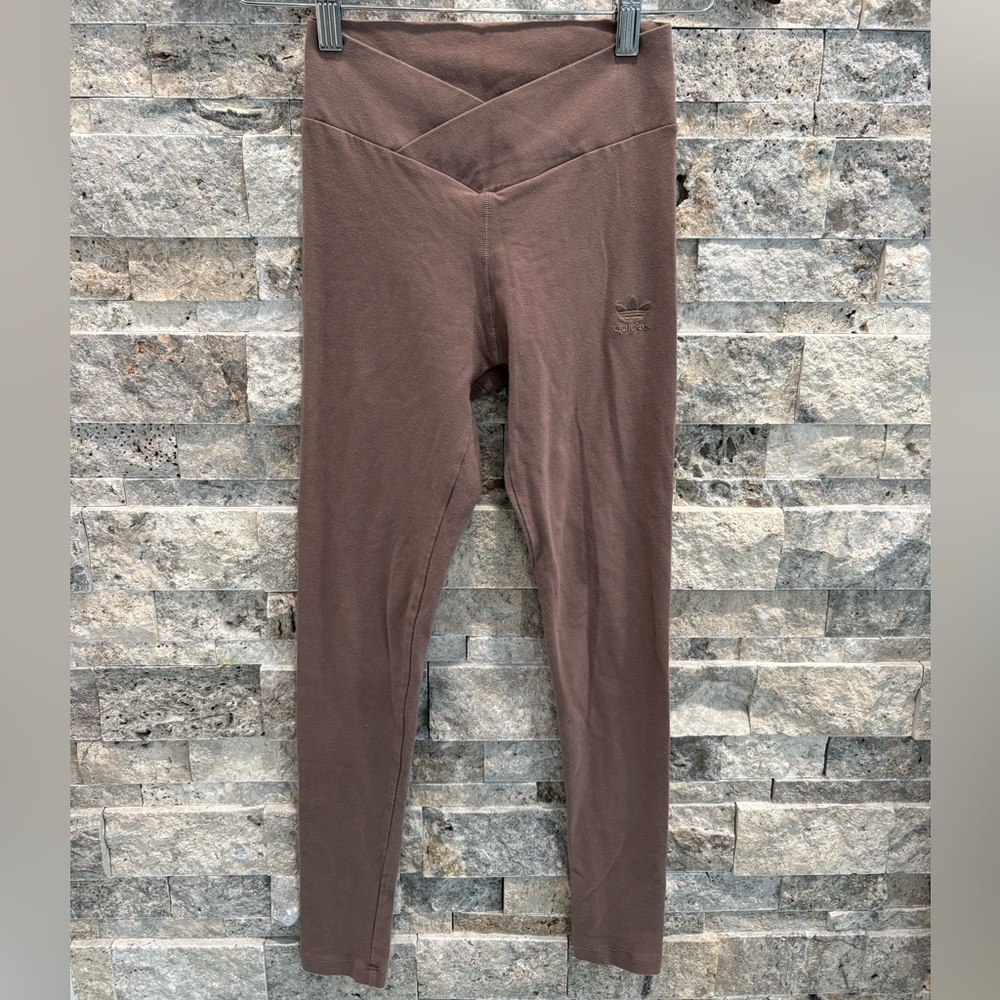 Adidas mocha  Leggings size xs 93% cotton